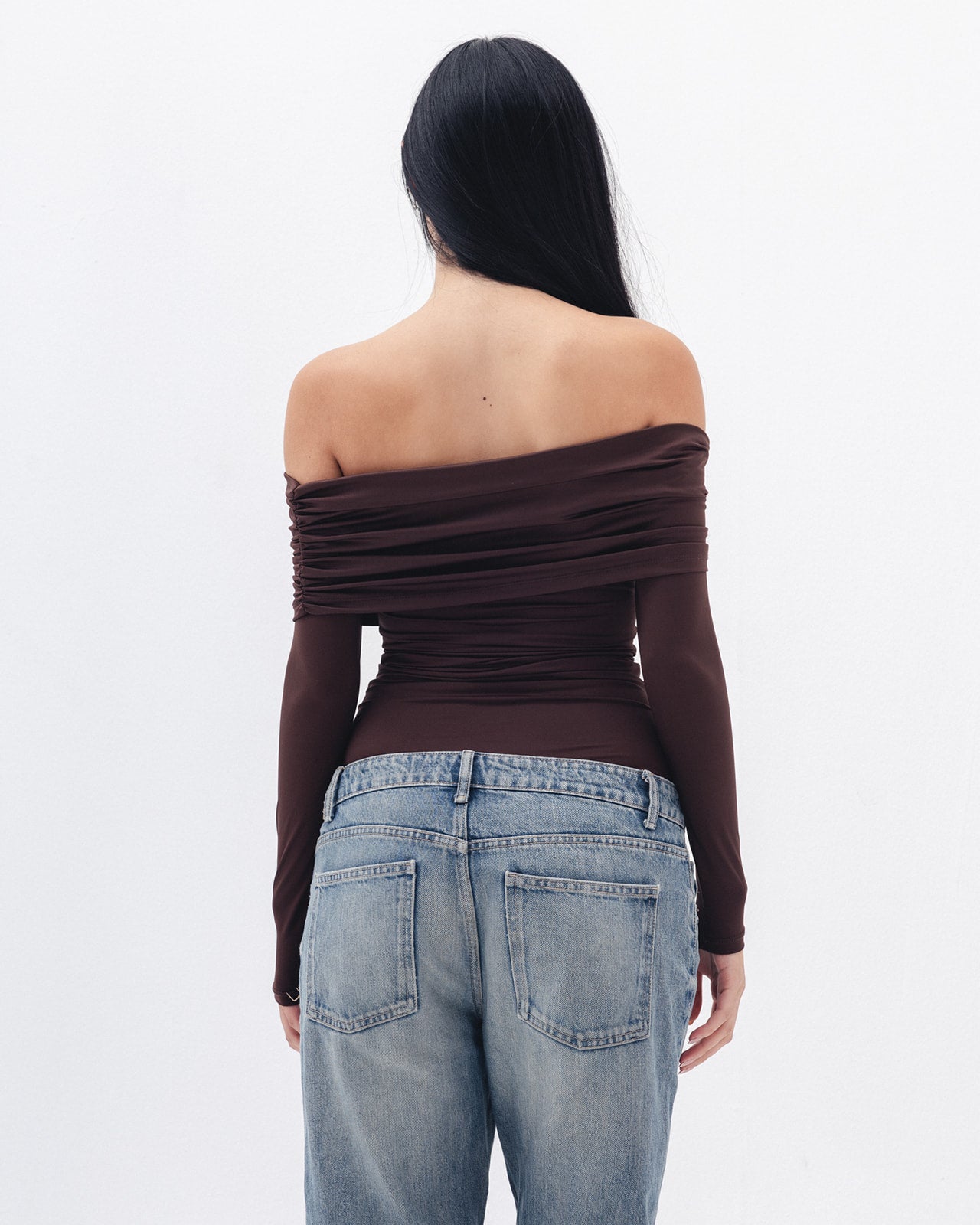 Off Shoulder Long Sleeve In Brown