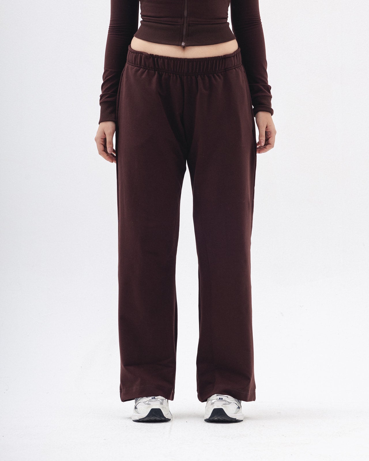 Low Rise Sweatpants In Brown