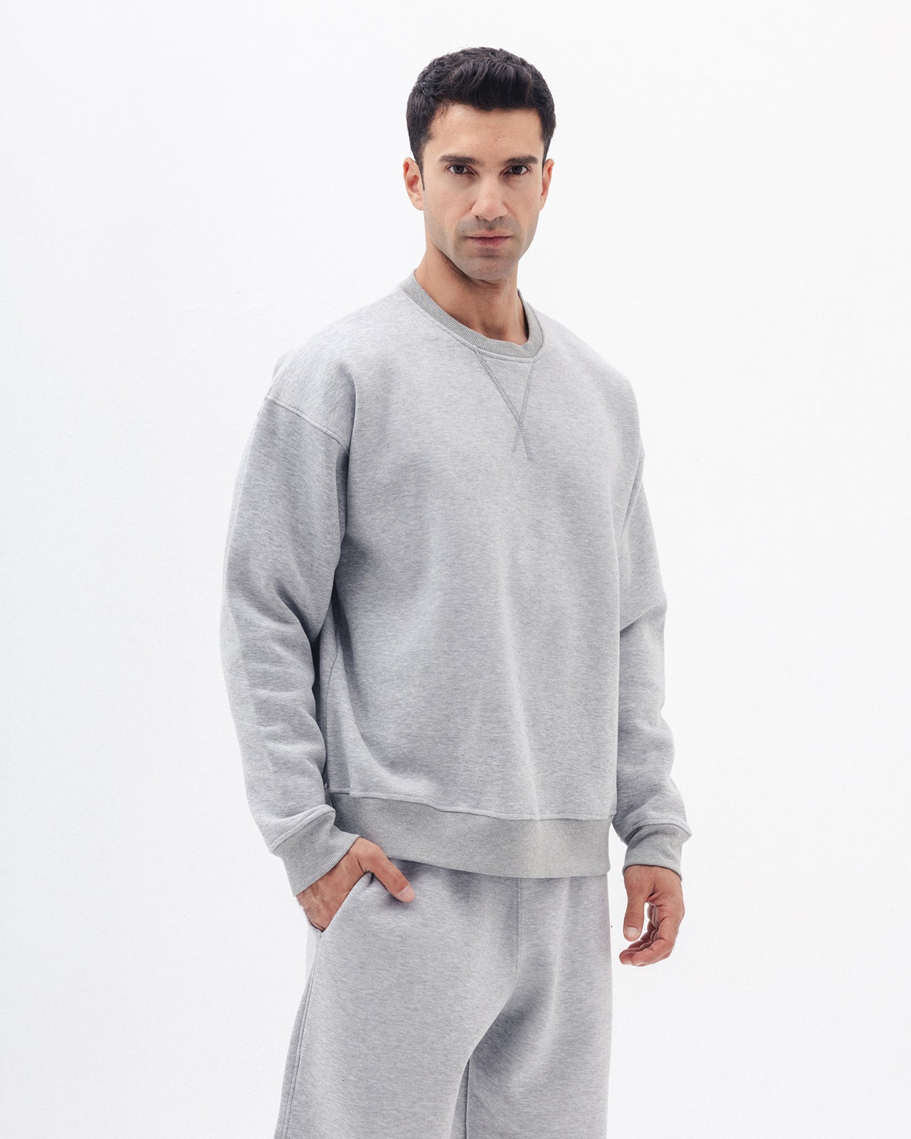 Blank Crewneck in light grey