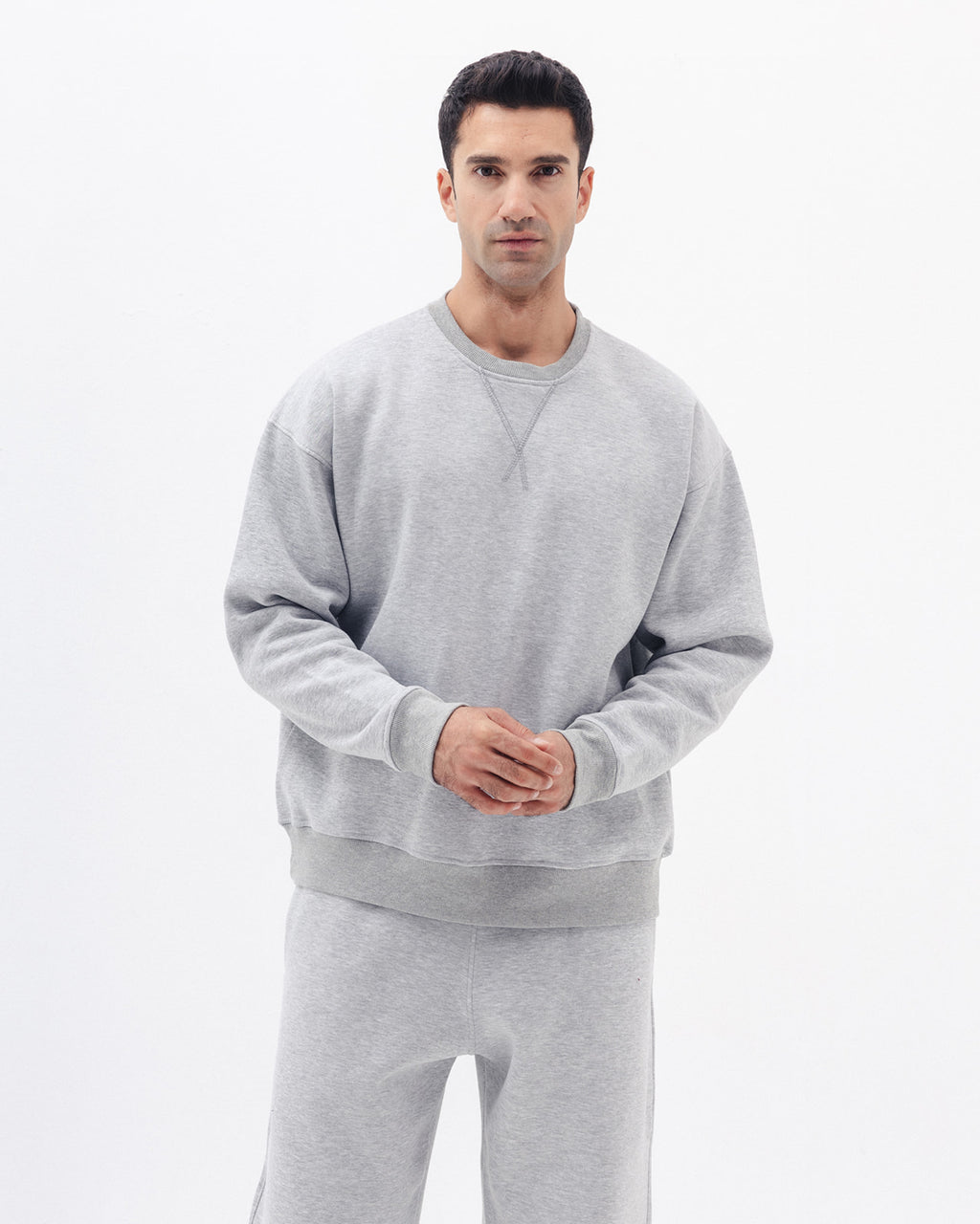 Blank Crewneck in light grey
