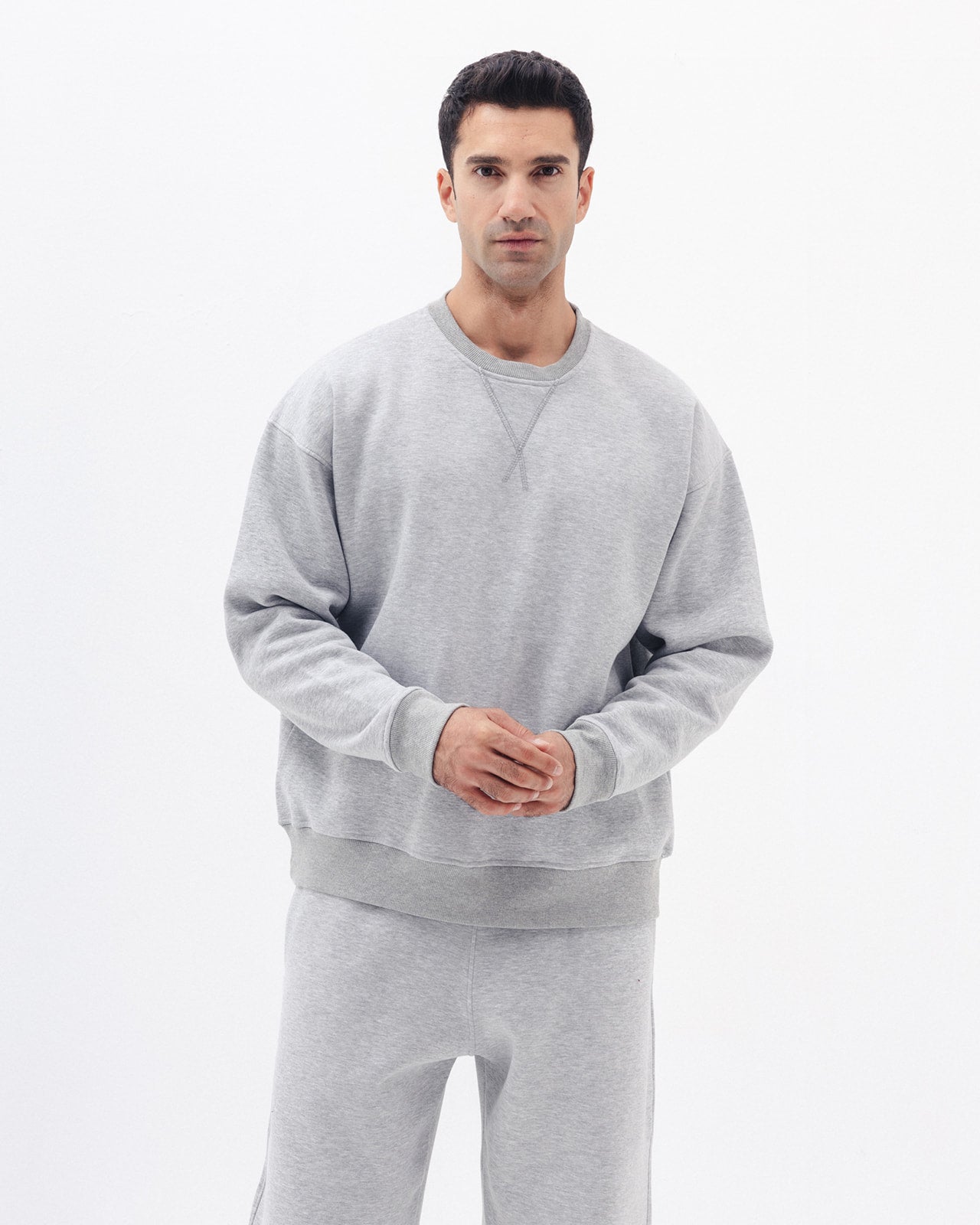 Blank Crewneck in light grey