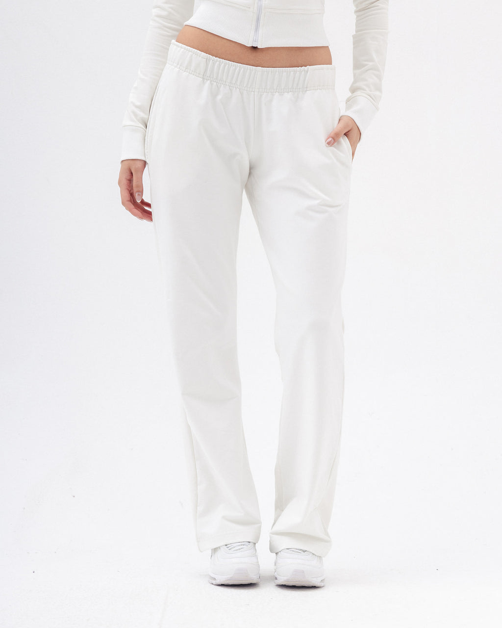 Low Rise Sweatpants In White