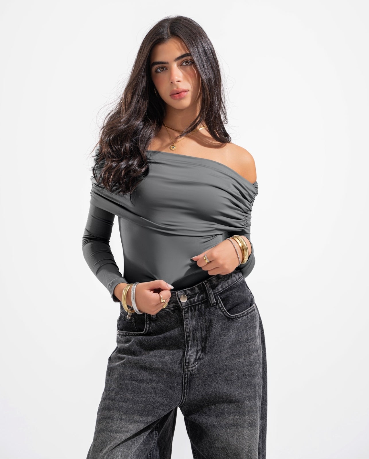 OFF SHOULDER LONG SLEEVE IN CHARCOAL GREY