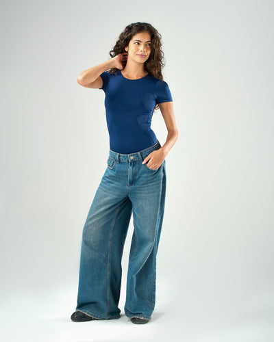 Shaping short sleeve top in navy