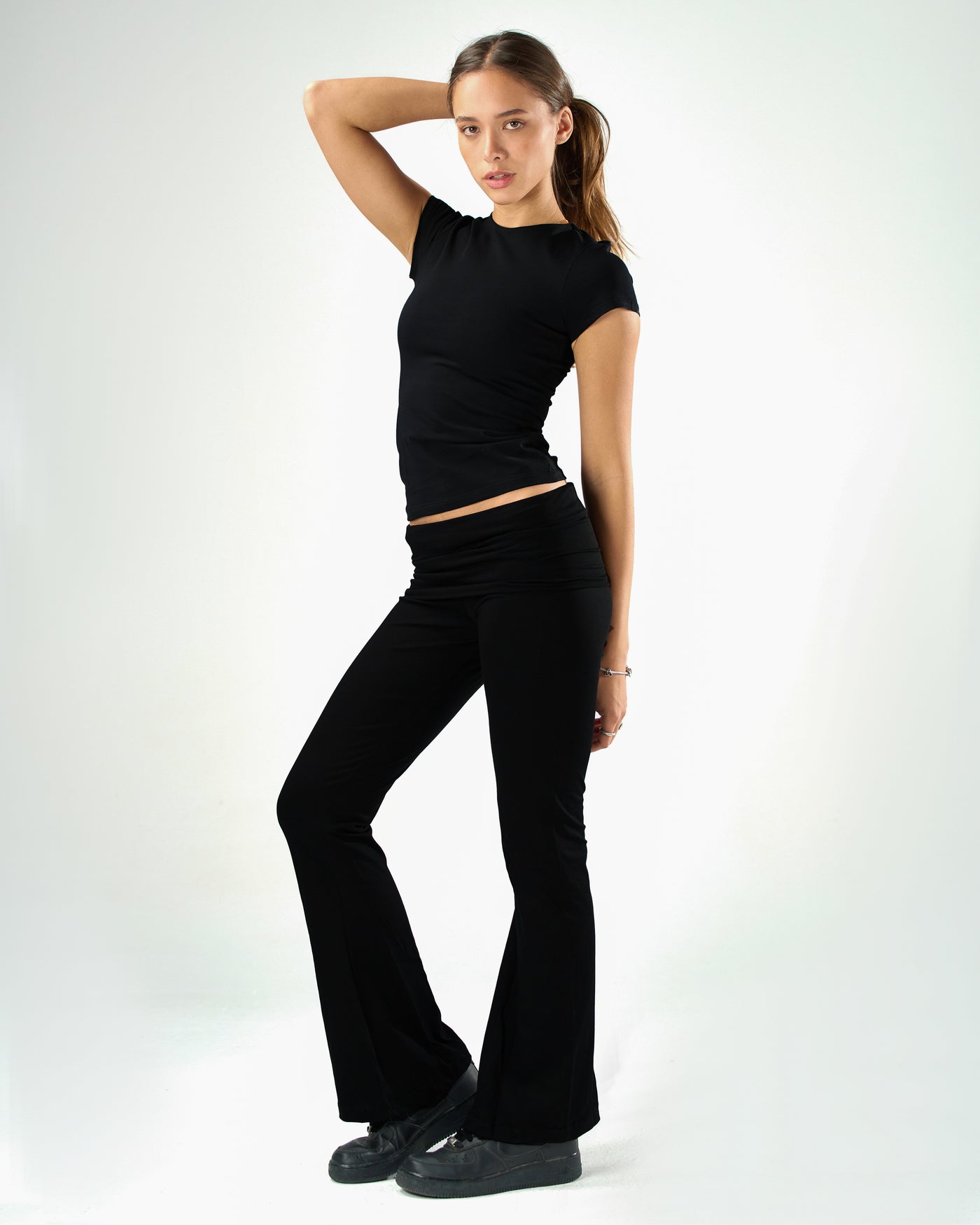 Cotton shaping short sleeve top in black