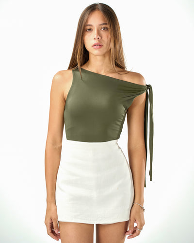 Knotted top in olive