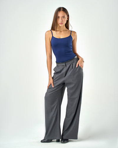 Shaping spaghetti tank top in navy