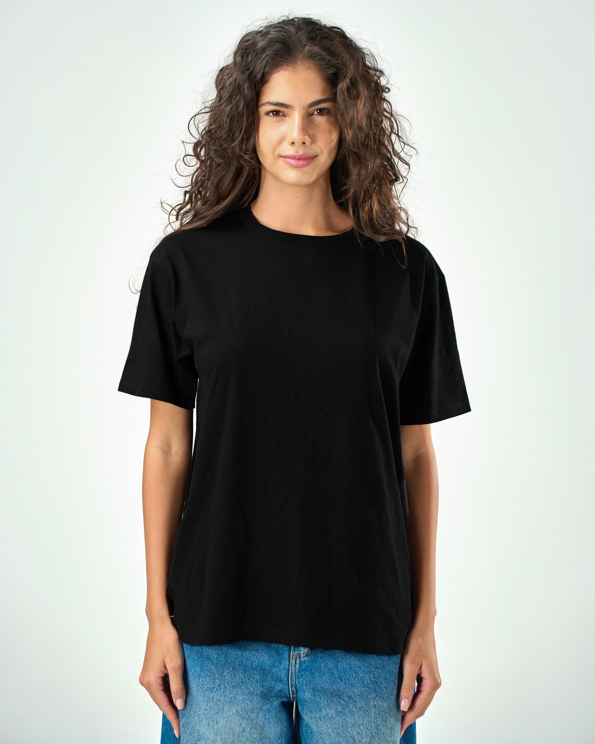 Unisex Regular Fit T-Shirt In Black