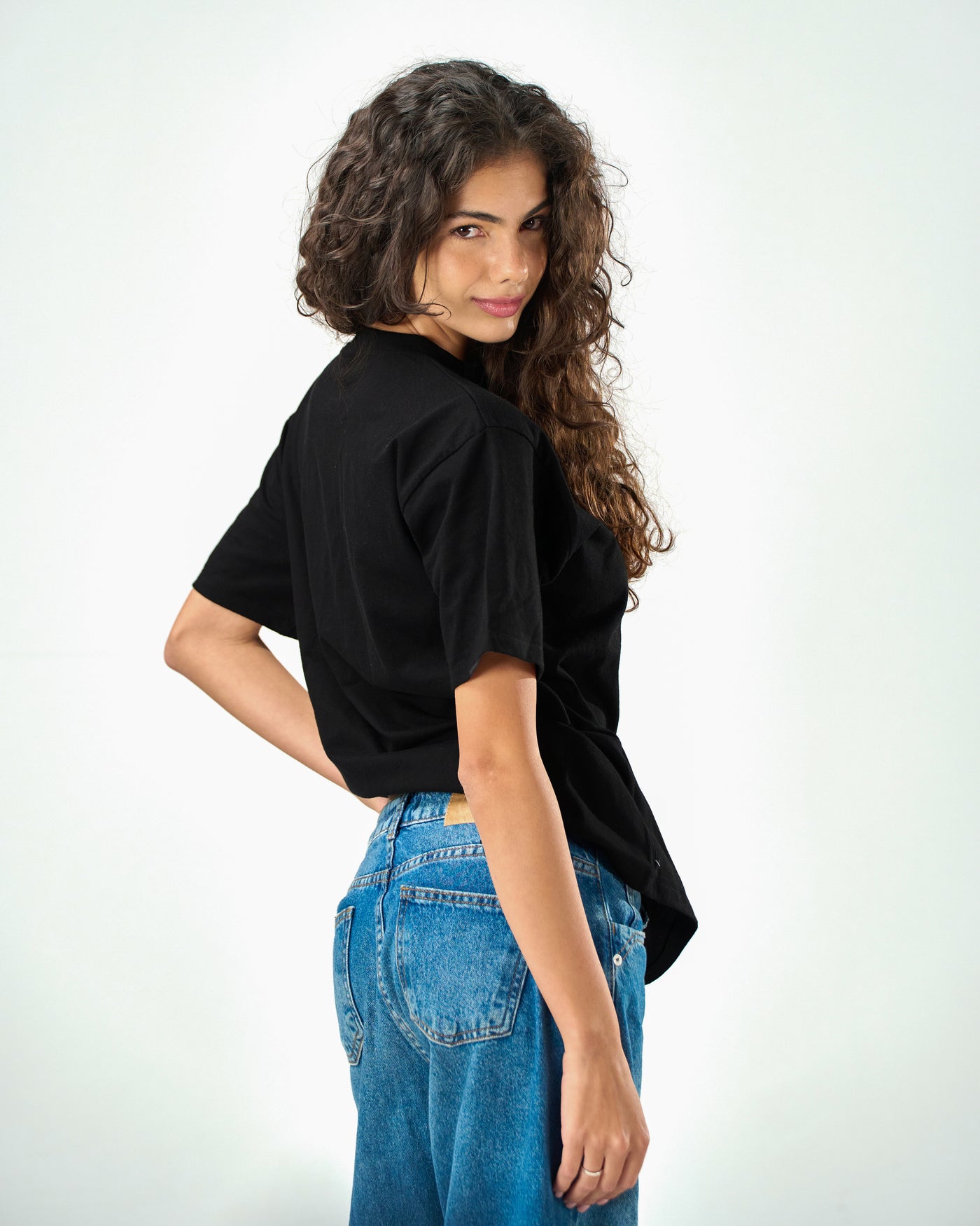 Unisex Regular fit T-shirts in black
