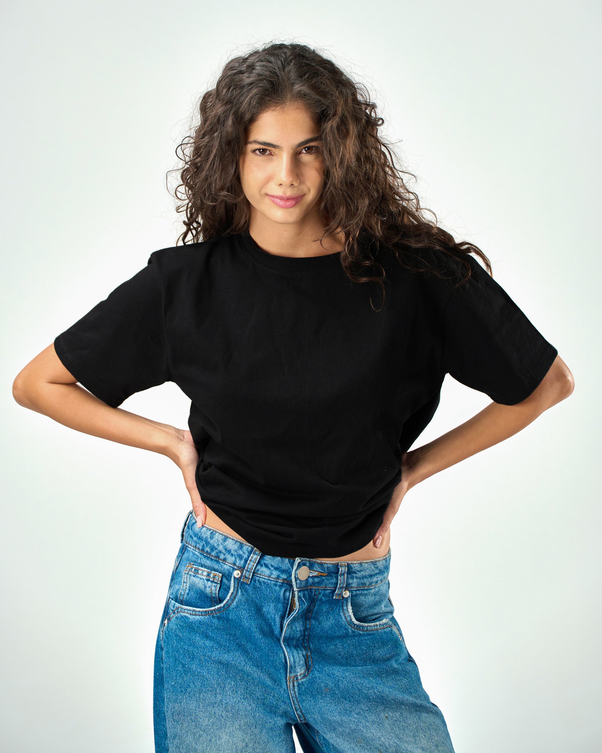 Unisex Regular Fit T-Shirt In Black