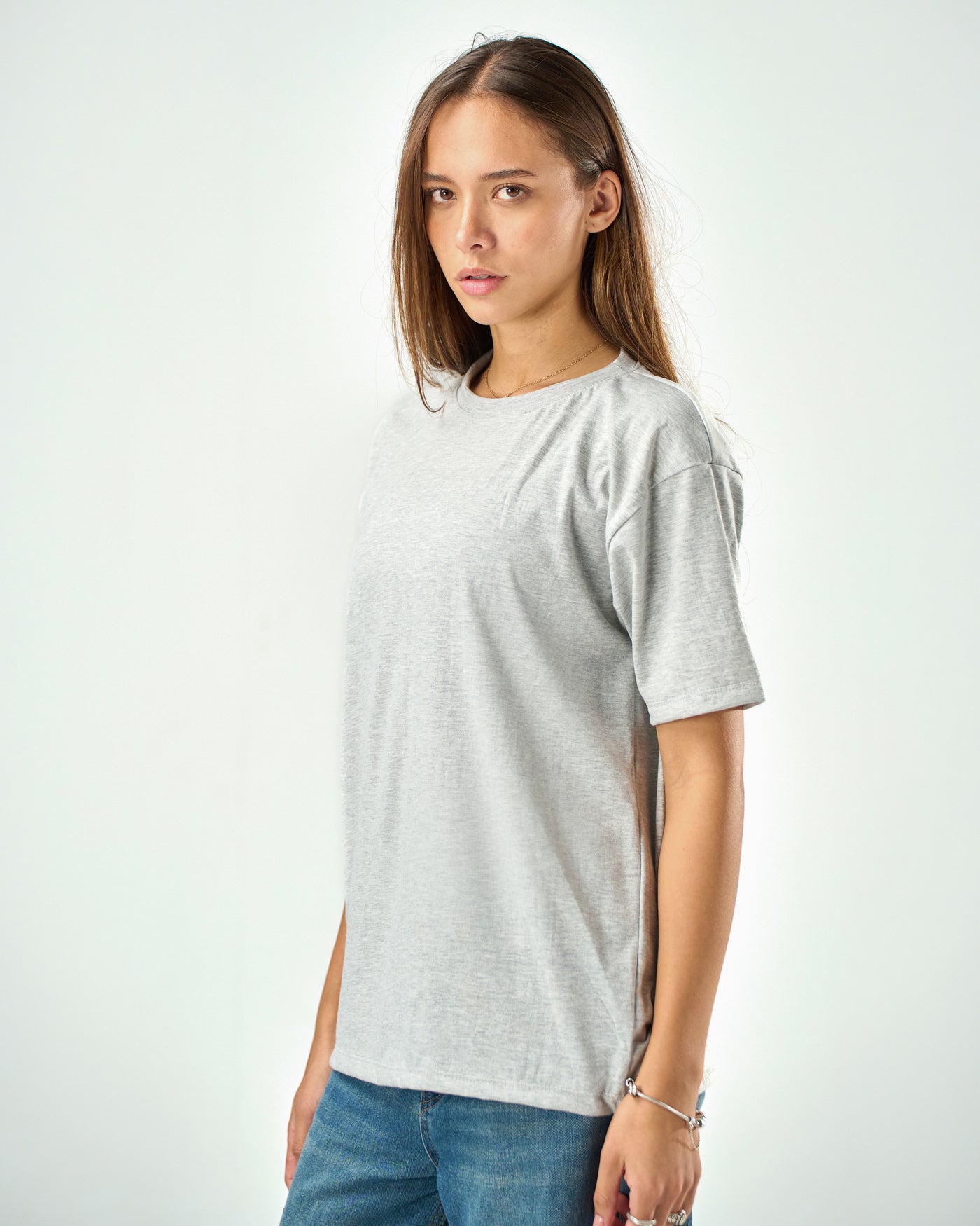 Unisex Regular fit T-shirts in Light grey