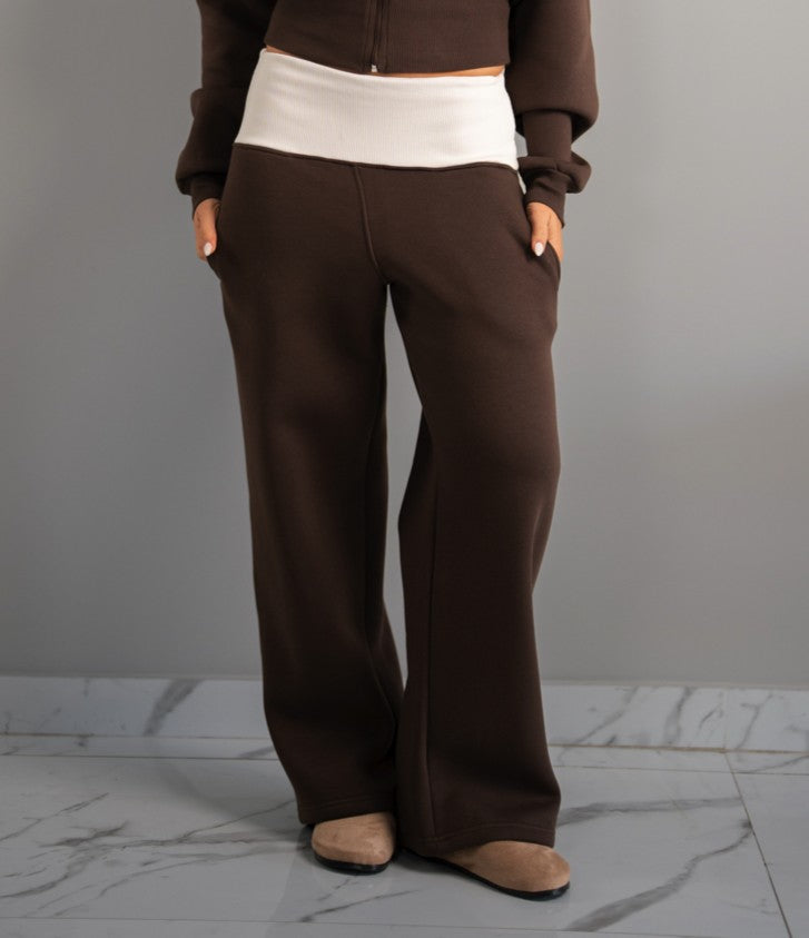 Fluff cinched sweats