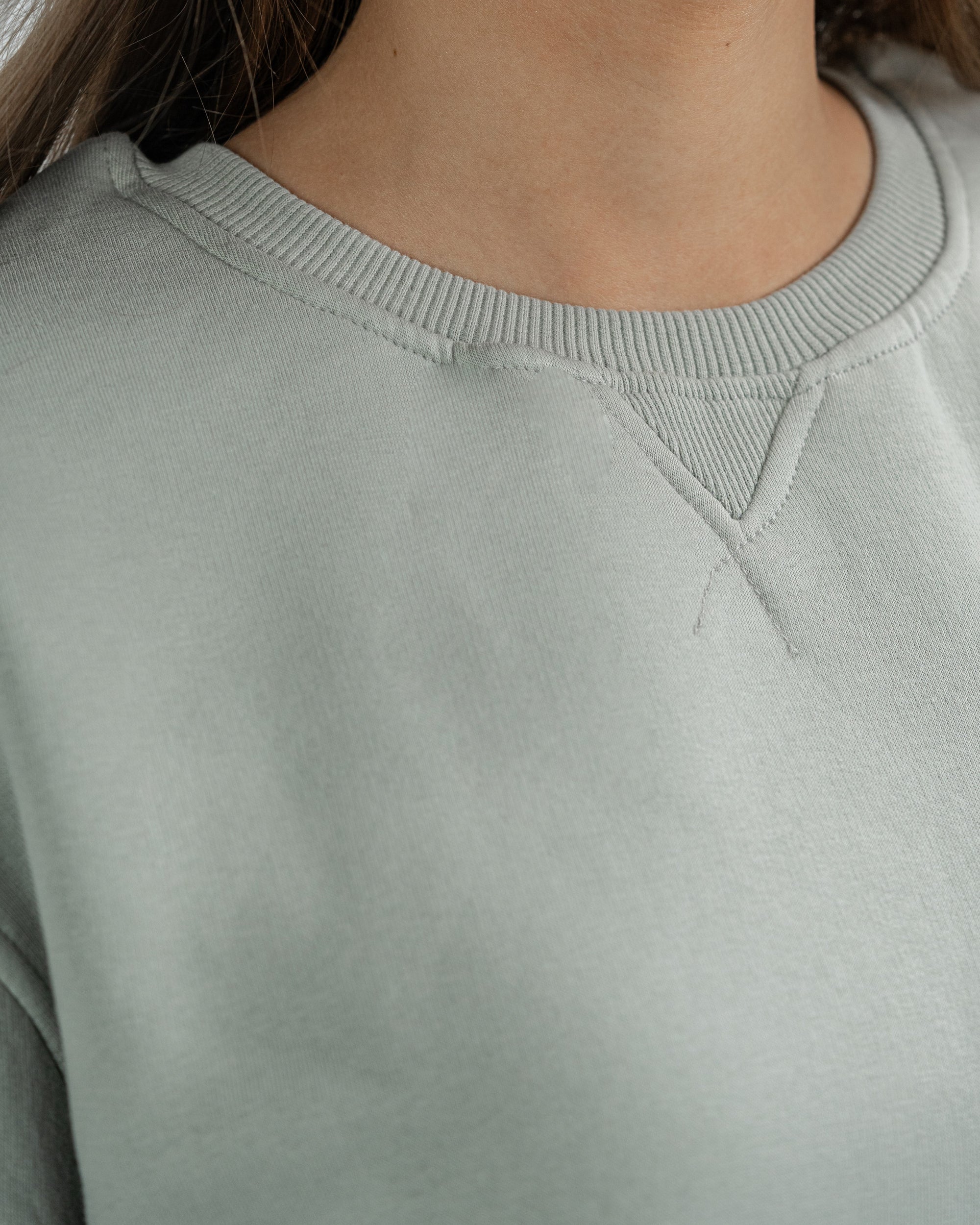 Blank Crewneck in light grey