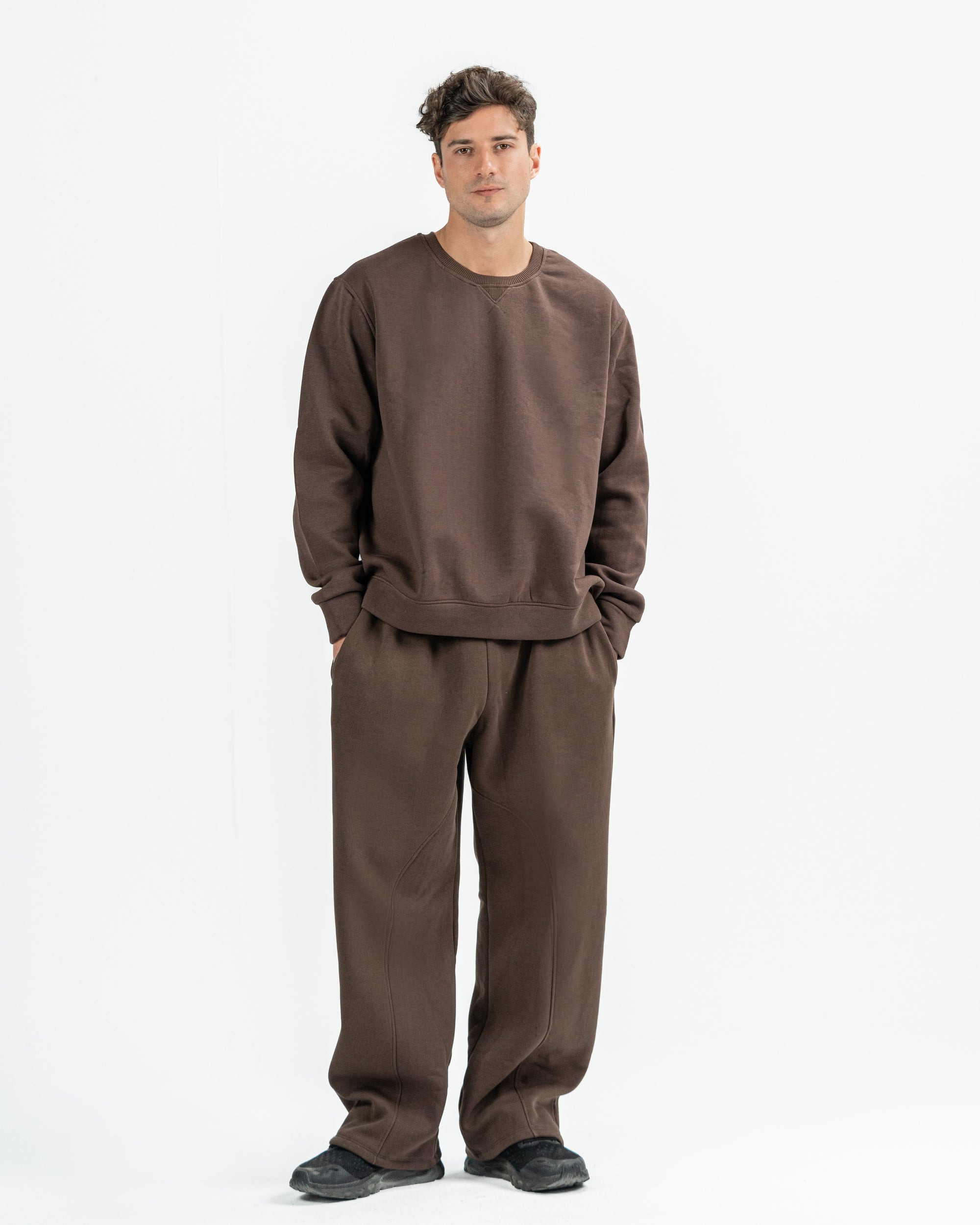 Blank Crewneck in coco brown