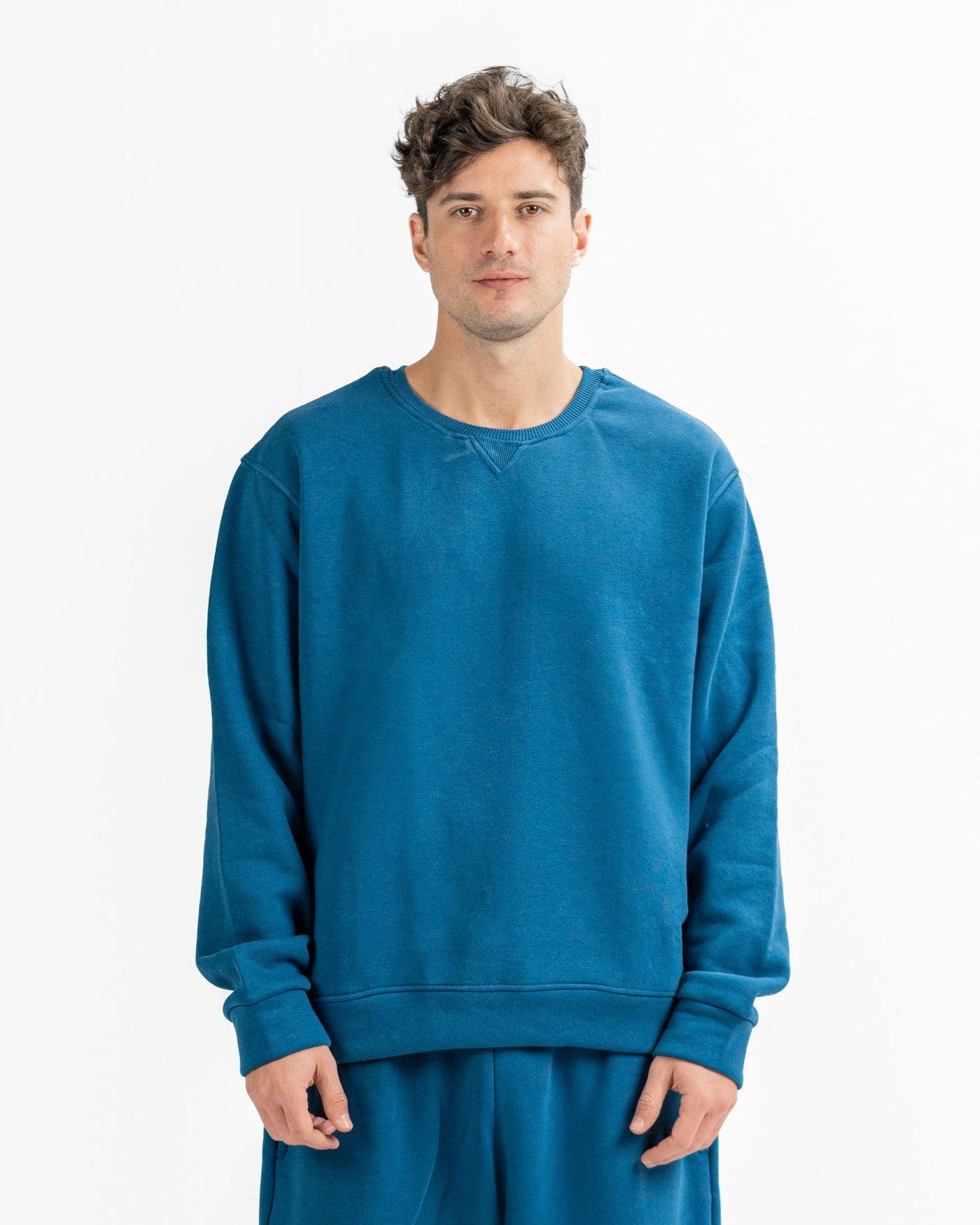 Blank Crewneck in indigo