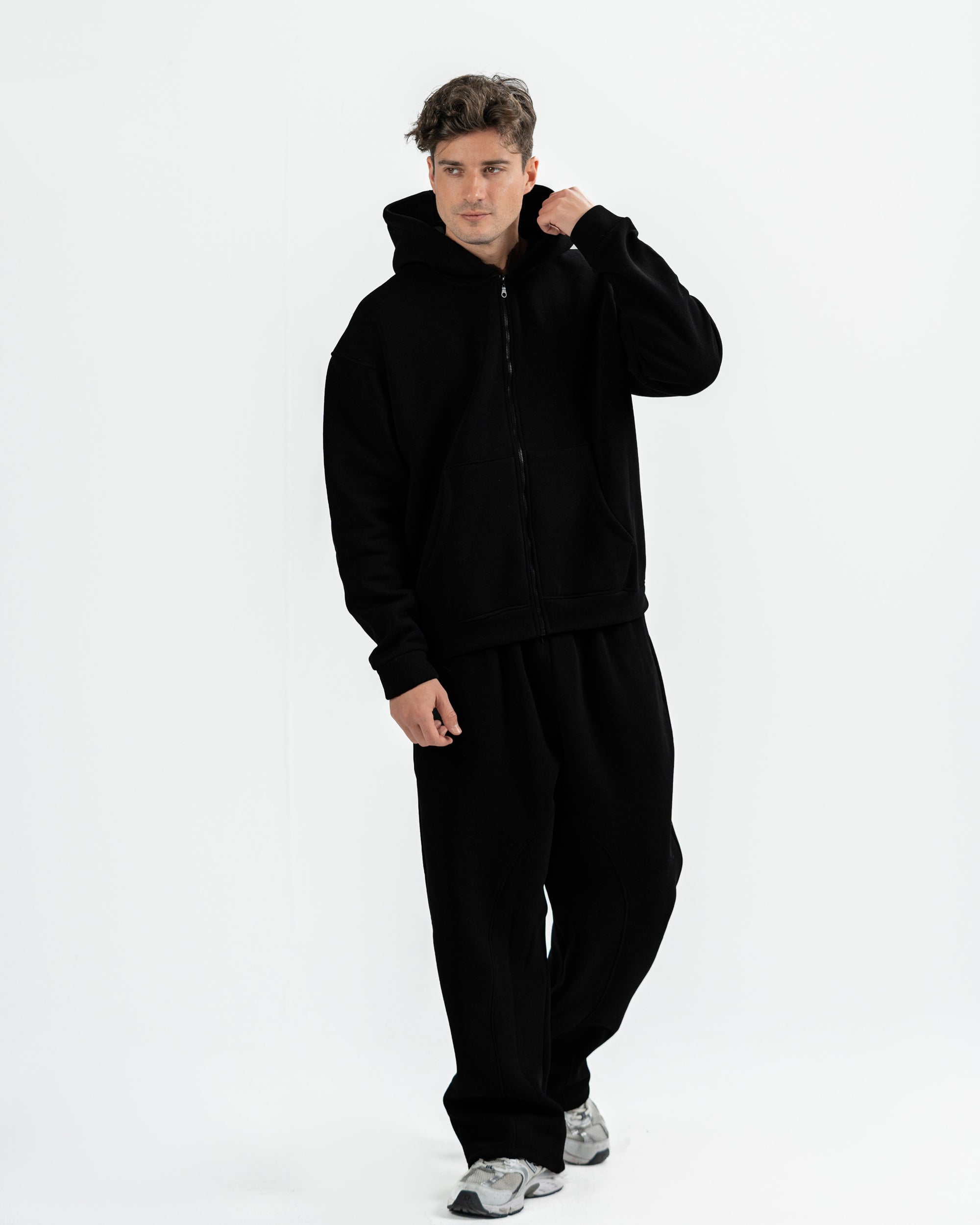 Blank Zip up in black