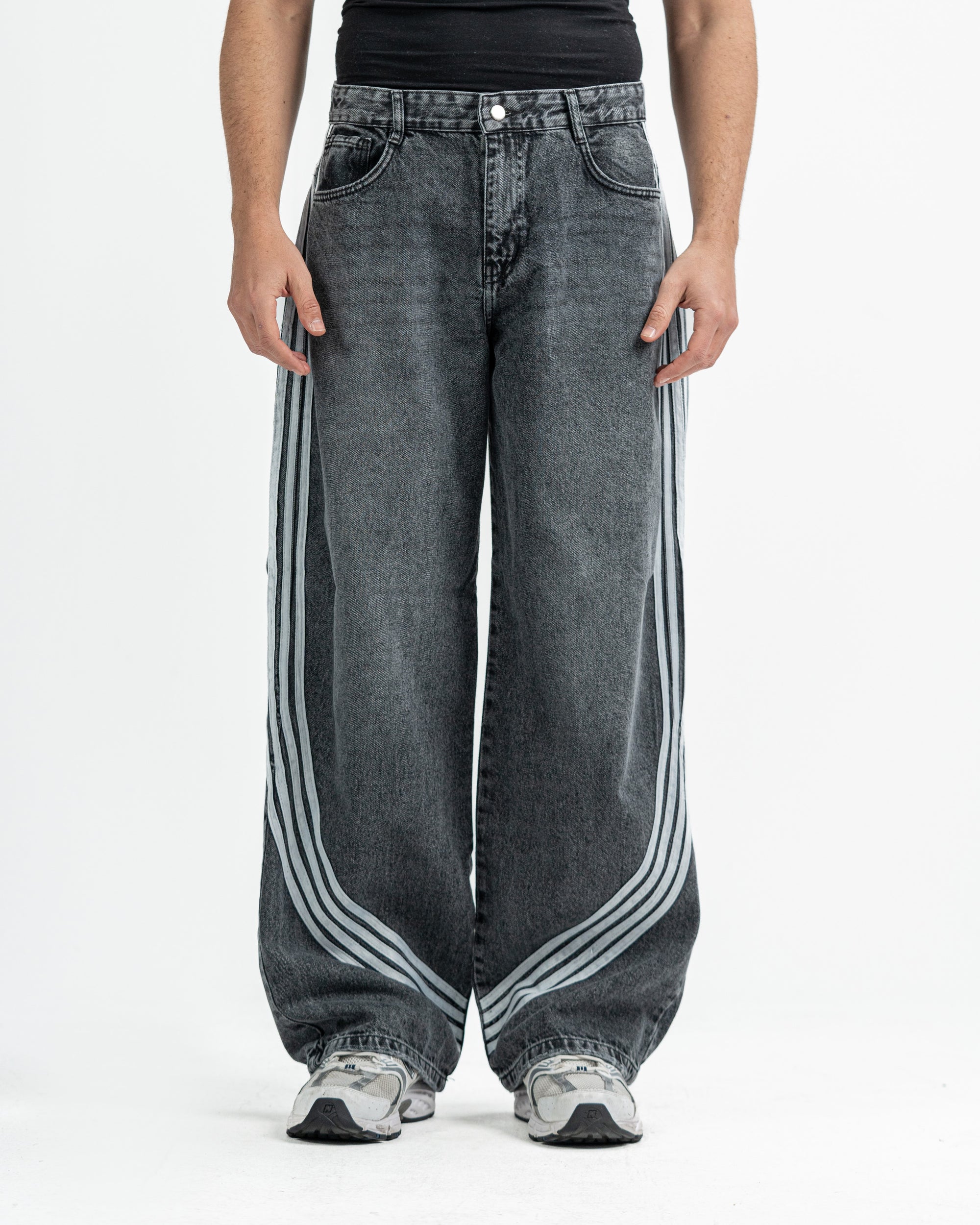 The Arc Denim In Ash Grey
