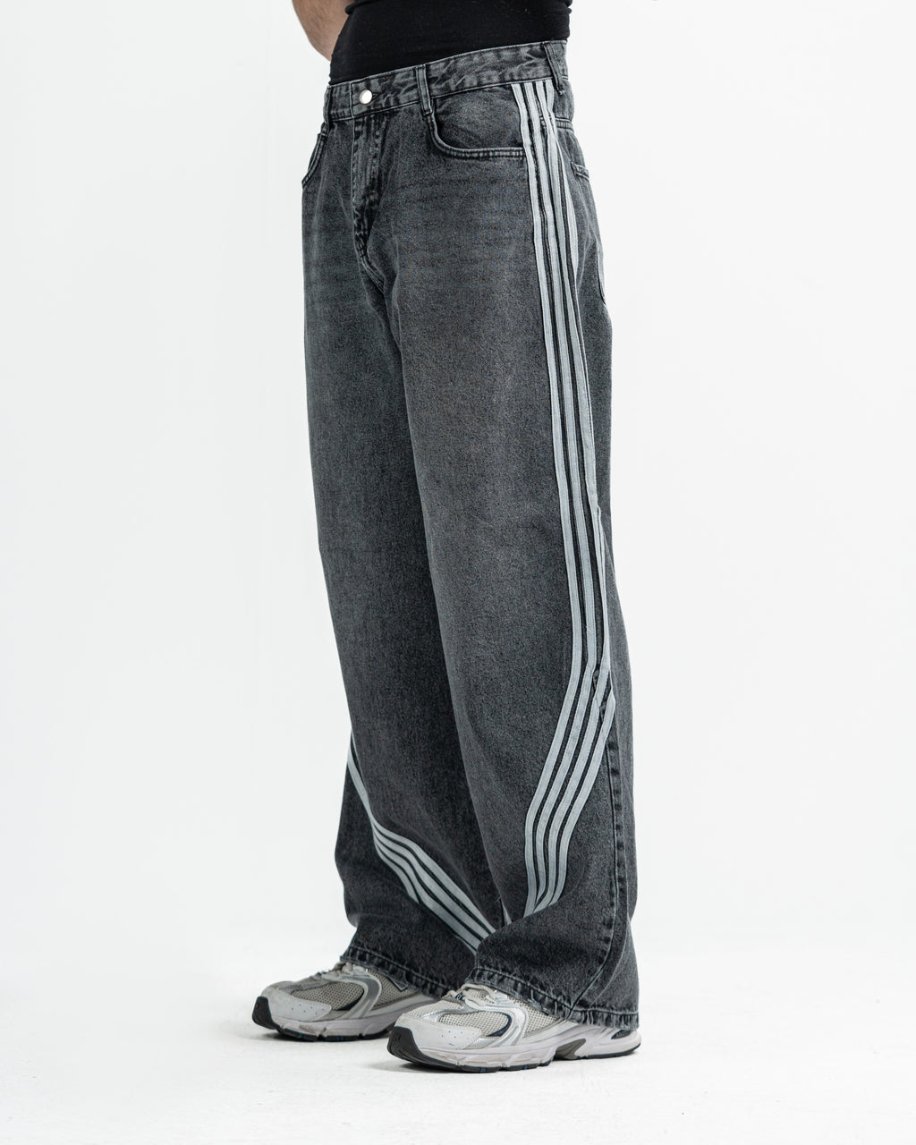 The Arc Denim In Ash Grey