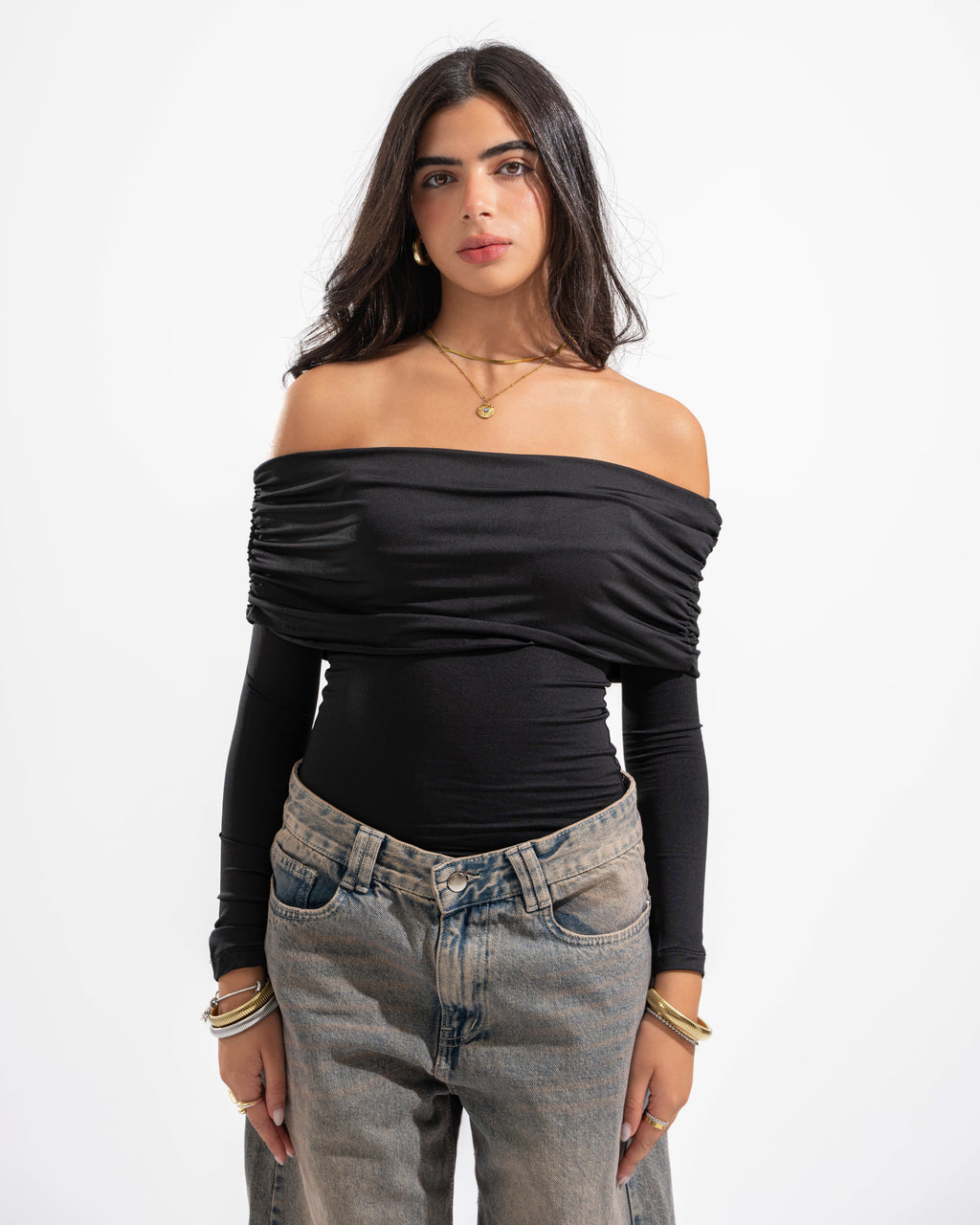 OFF SHOULDER LONG SLEEVE IN BLACK