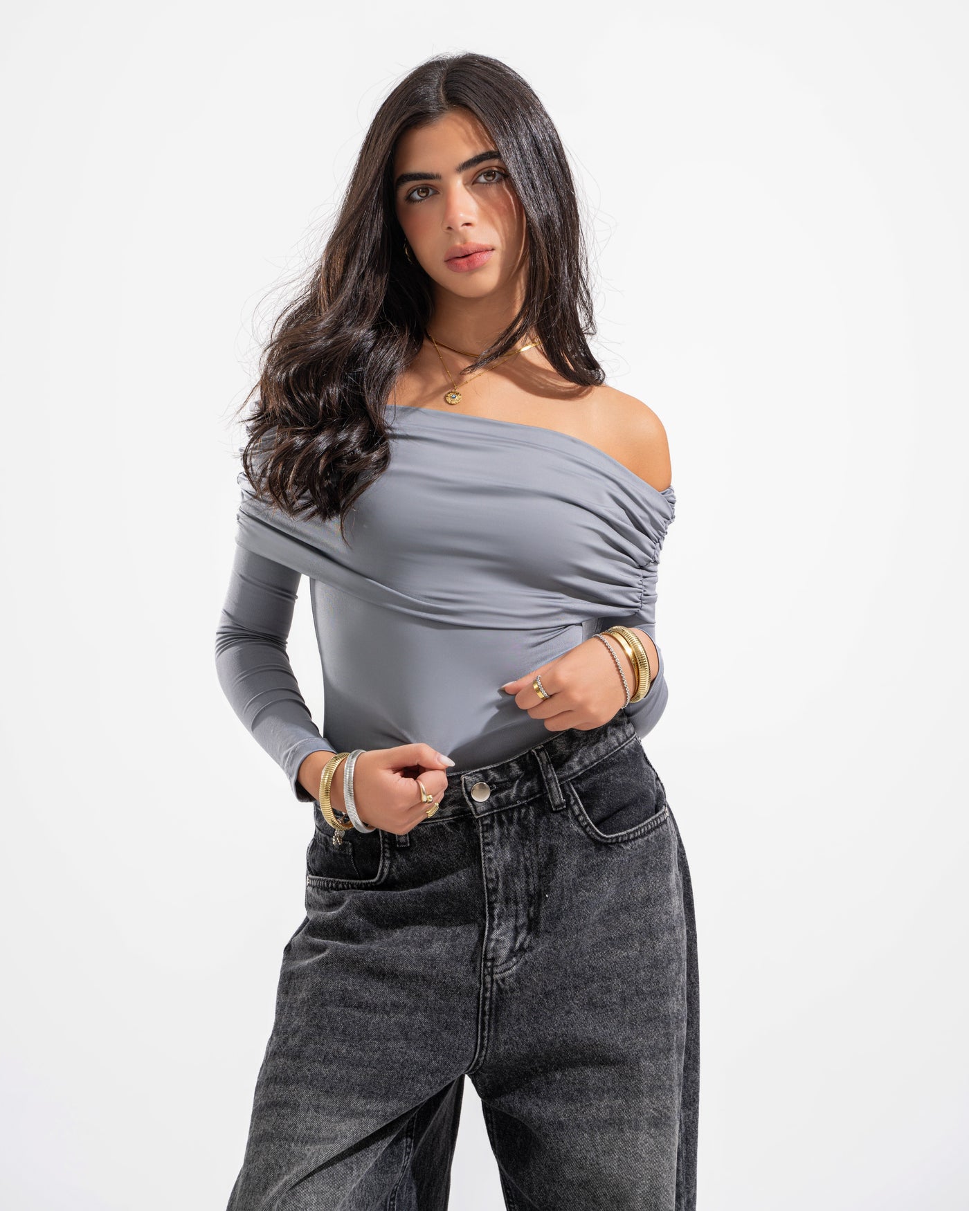 OFF SHOULDER DRAPED LONG SLEEVE IN LIGHT GREY