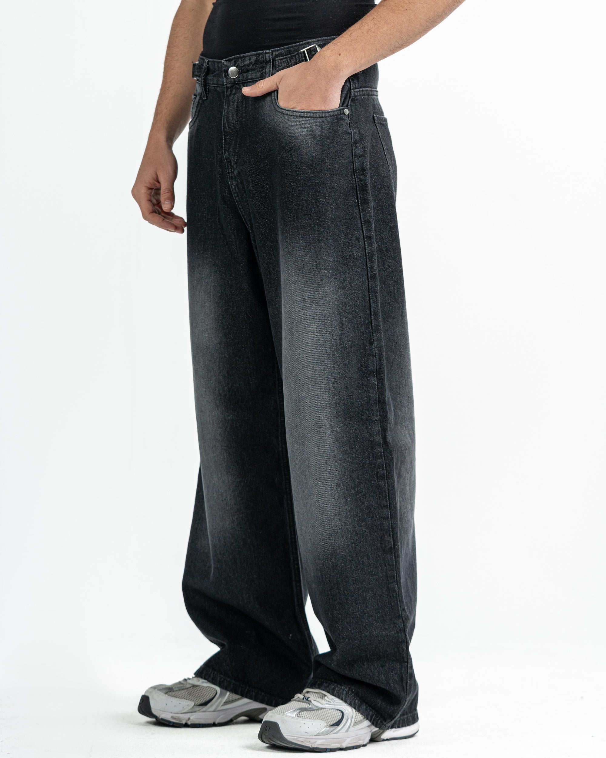 Baggy Denim In Washed Black