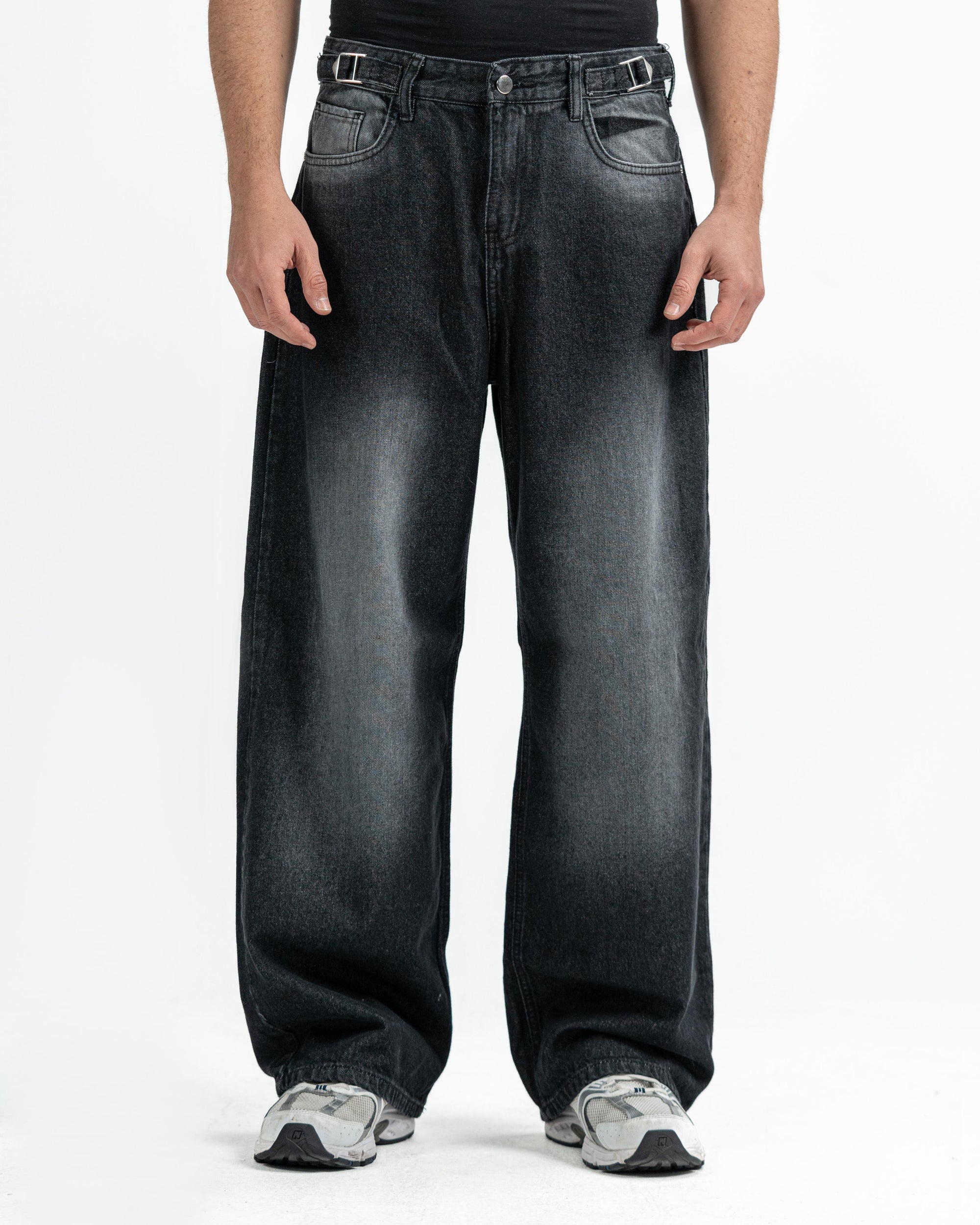 Baggy Denim In Washed Black