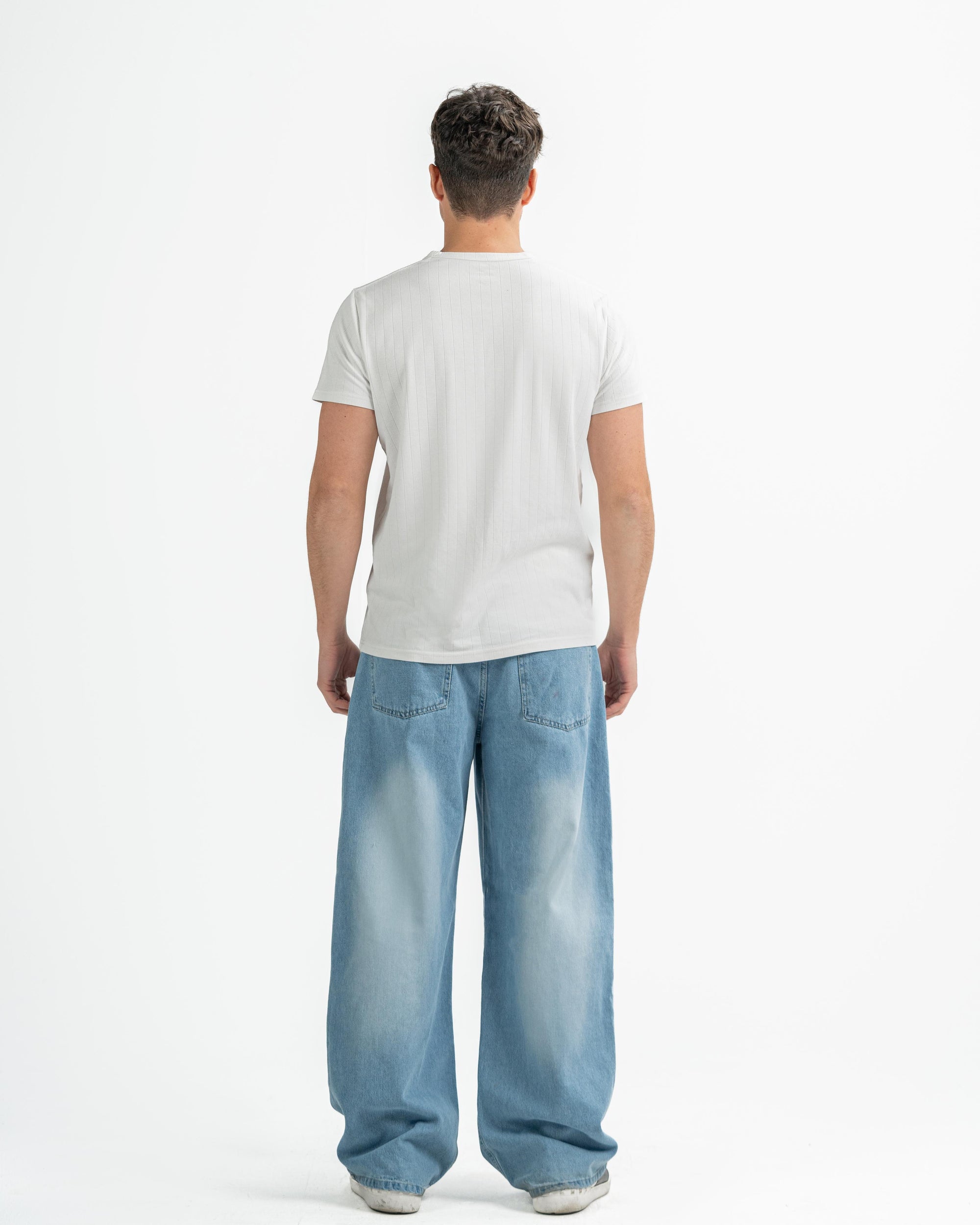 Baggy Denim In Ice Blue