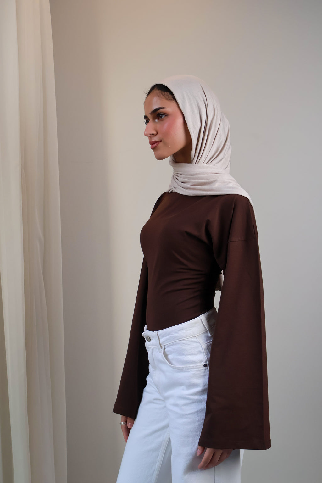 Boatneck Shaping Waist Top Full Sleeve