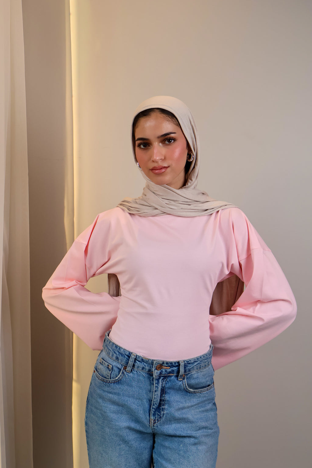 Boatneck Shaping Waist Top Full Sleeve