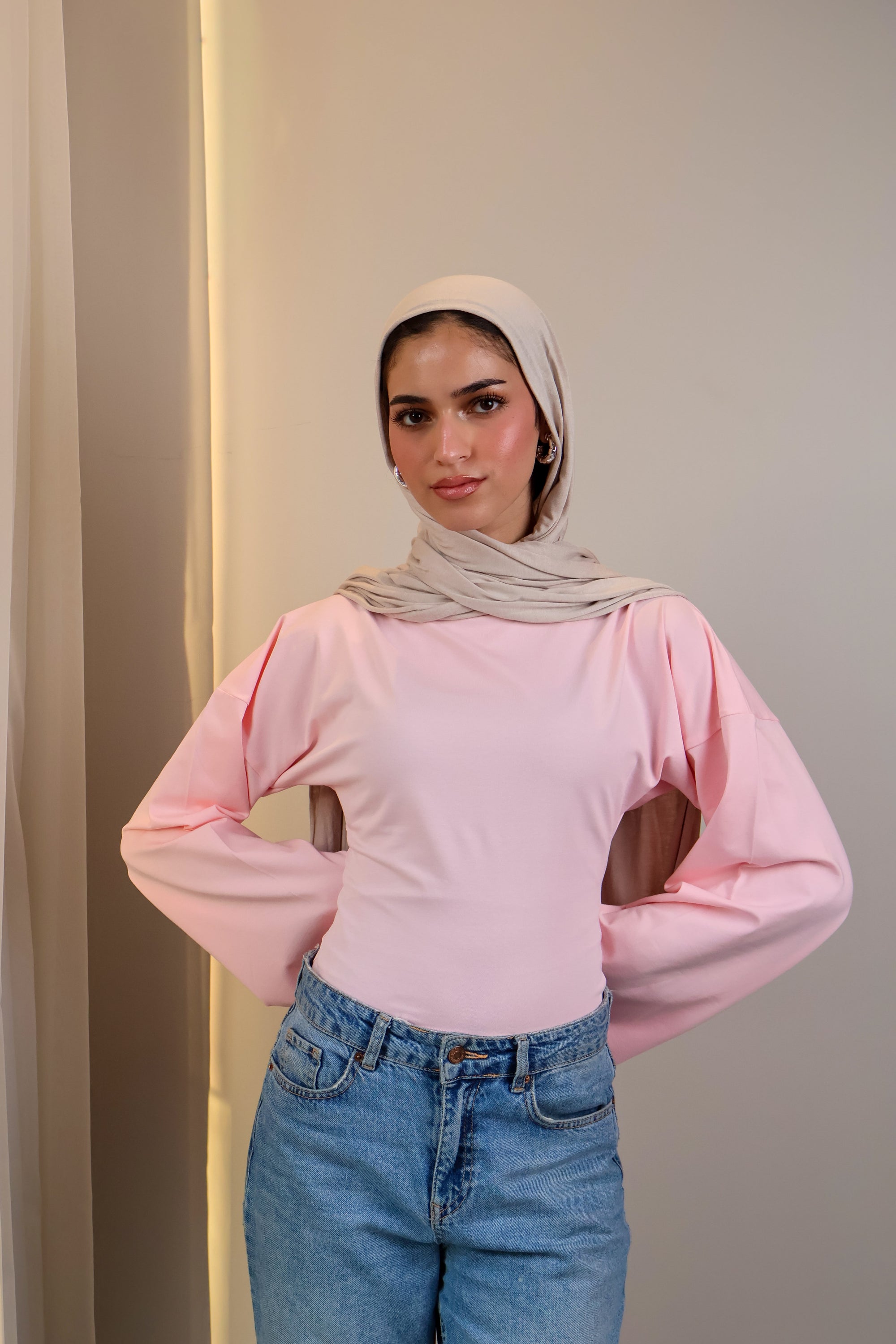 Boatneck Shaping Waist Top Full Sleeve