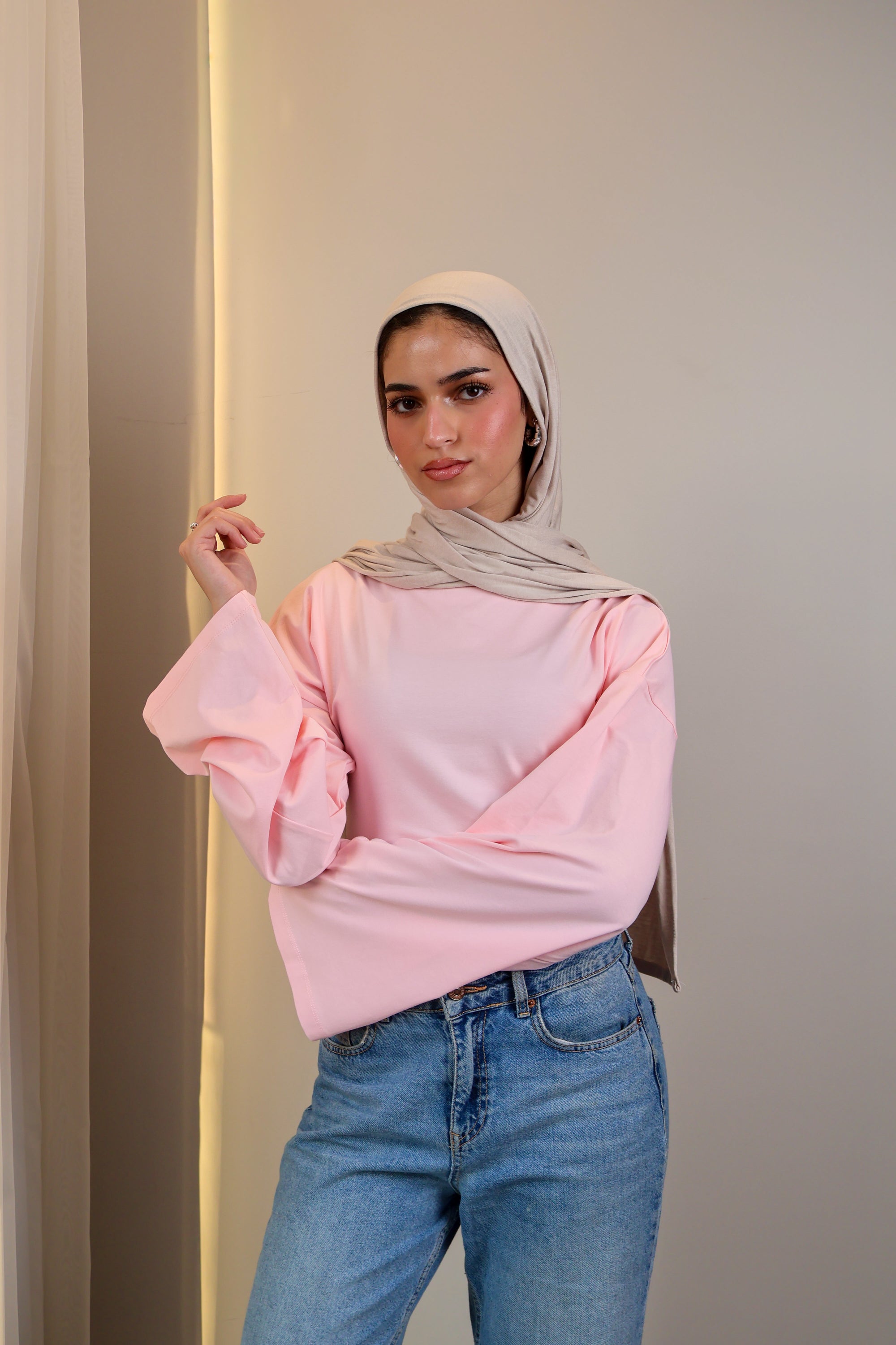 Boatneck Shaping Waist Top Full Sleeve