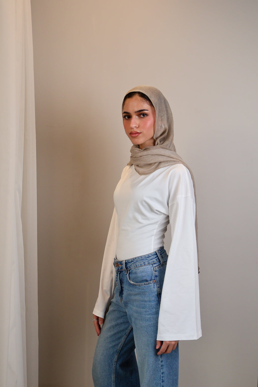 Boatneck Shaping Waist Top Full Sleeve