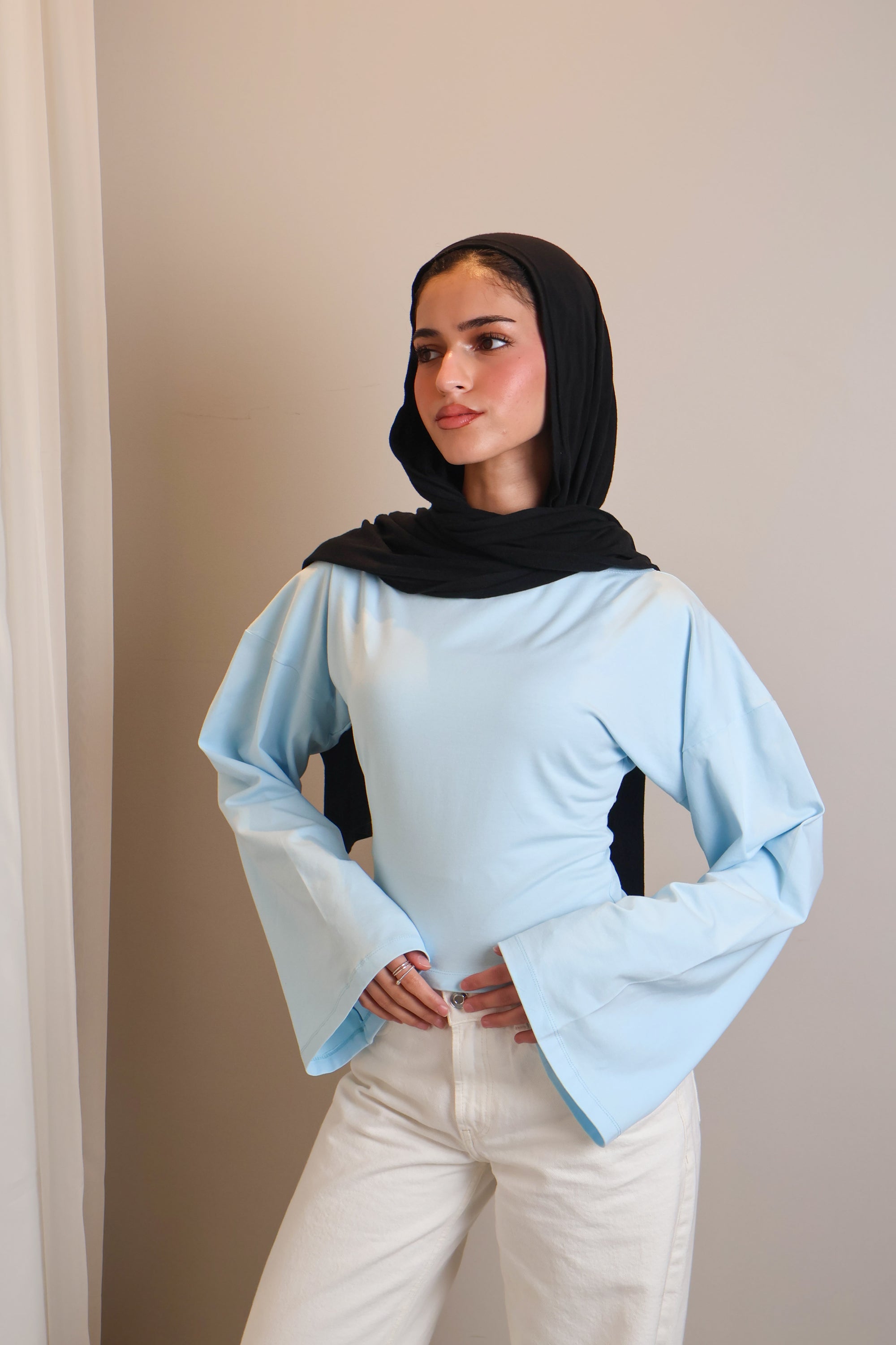 Boatneck Shaping Waist Top Full Sleeve