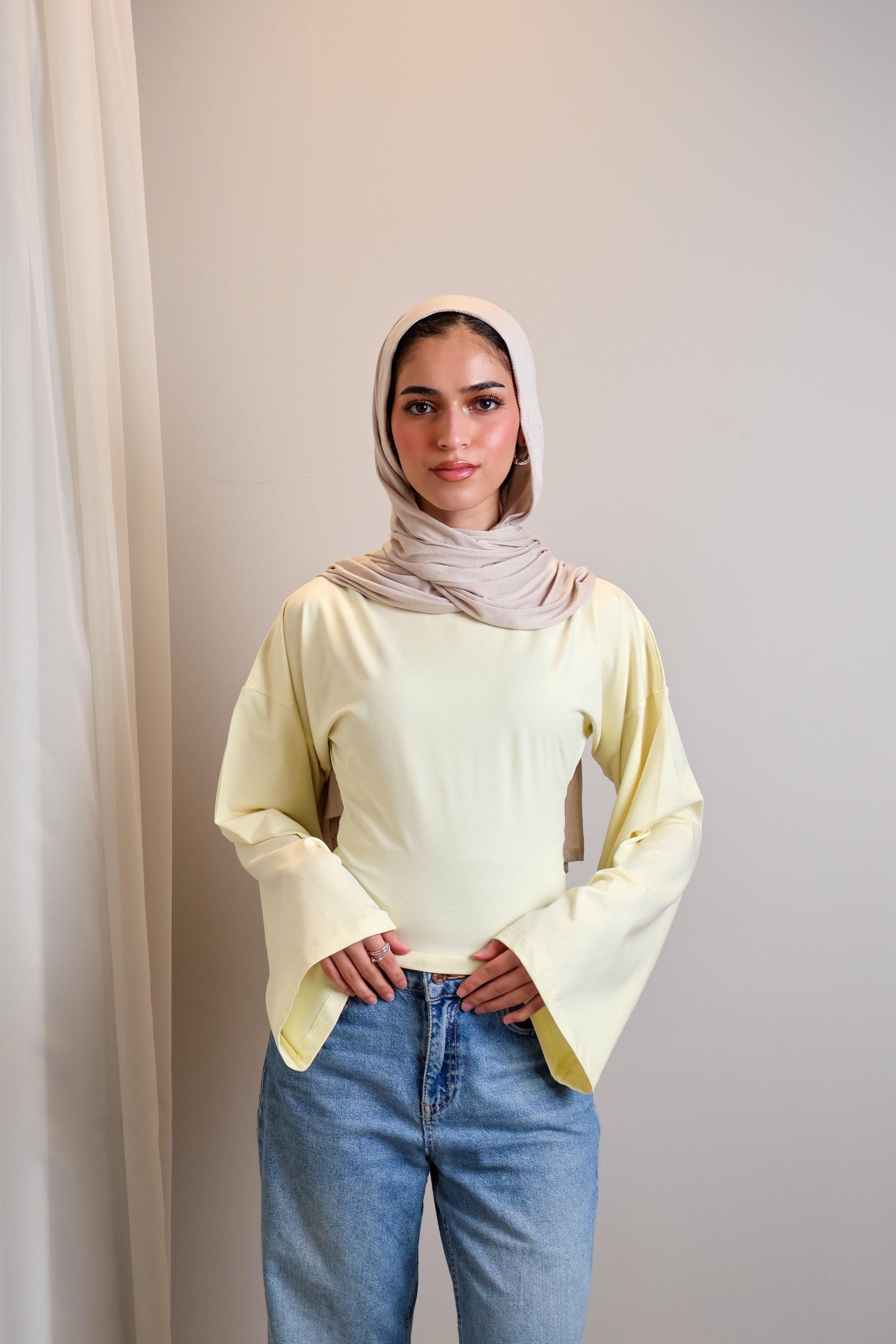 Boatneck Shaping Waist Top Full Sleeve