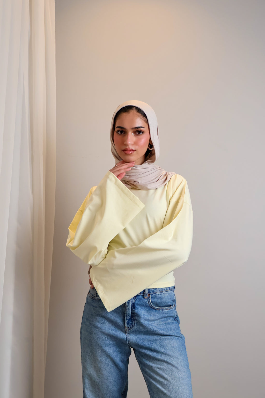 Boatneck Shaping Waist Top Full Sleeve