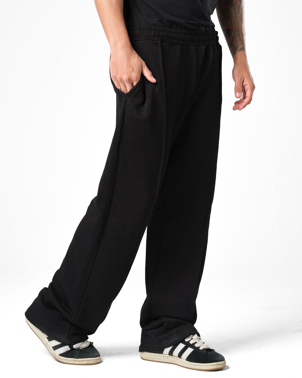 Lounge Sweatpants In Black