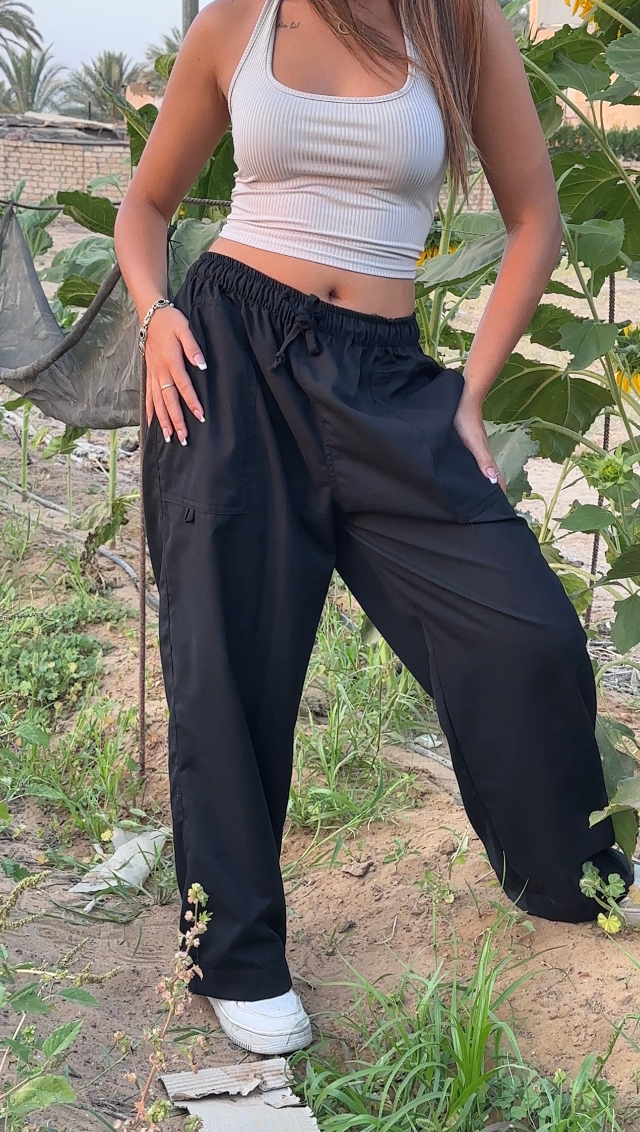 UNISEX LINEN PANTS IN BLACK