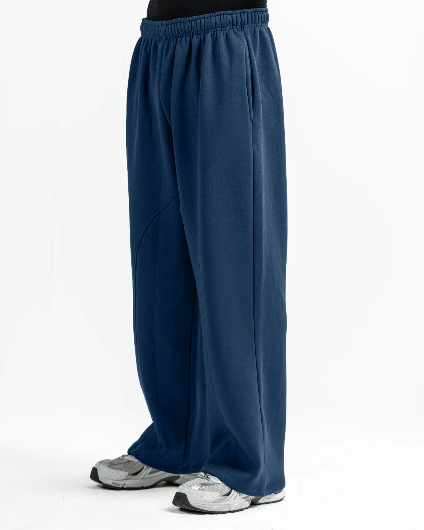 Blank Sweatpants in navy blue